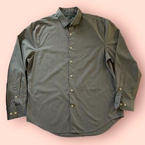 Perry Ellis blue button down dress shirt size large men’s